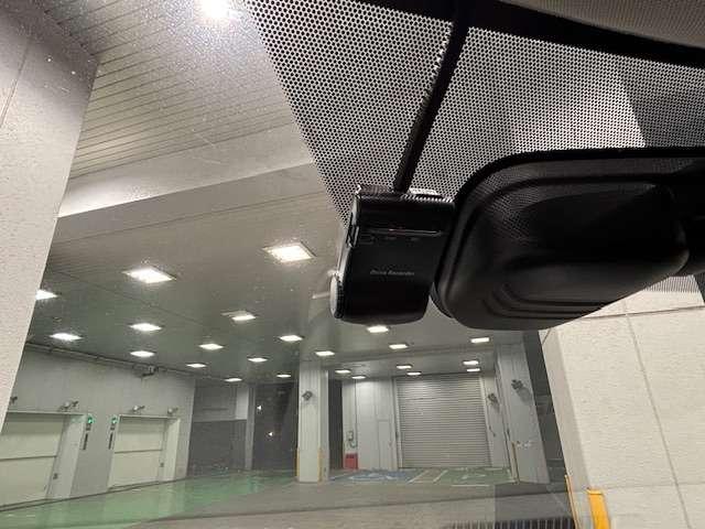 エクストレイル 20Xtt エマージェンシーブレーキパッケージ 2列車 4WD /パワーバックドア/メーカーナビ 地デジ パワーウインドウ クリアランスソナー 衝突軽減装置 盗難防止 AW スマートキー クルコン 車線逸脱警報 LEDヘッドランプ(14枚目)