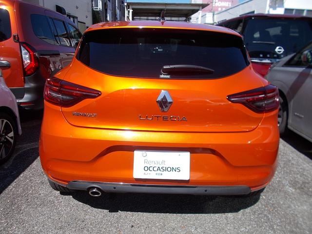 ルーテシア インテンス テックパック クリアランスソナー オートクルーズコントロール レーンアシスト 衝突被害軽減システム アルミホイール LEDヘッドランプ 革シート スマートキー アイドリングストップ シートヒーター AT(10枚目)