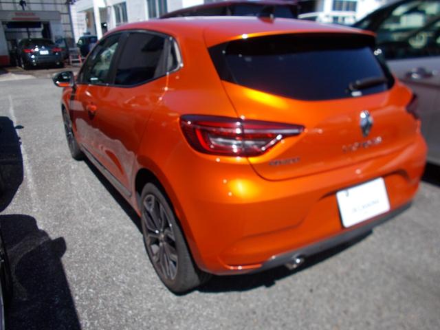 ルーテシア インテンス テックパック クリアランスソナー オートクルーズコントロール レーンアシスト 衝突被害軽減システム アルミホイール LEDヘッドランプ 革シート スマートキー アイドリングストップ シートヒーター AT(11枚目)