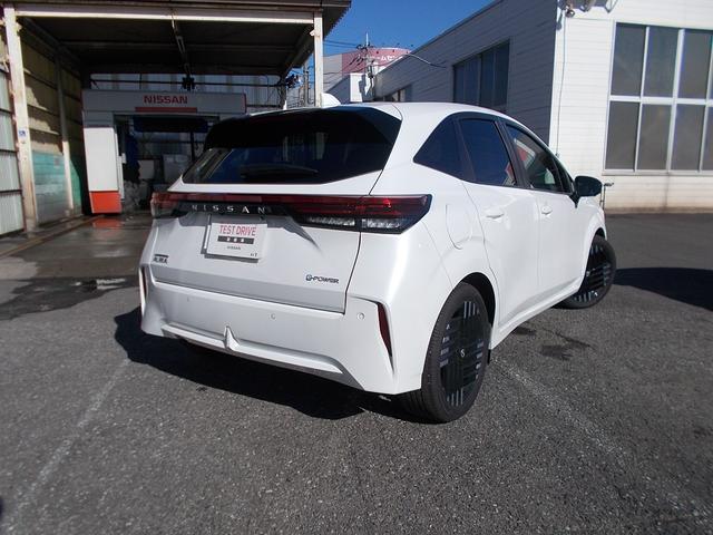 オーラ Ｇ　ナビ　クリアランスソナー　衝突被害軽減システム　アルミホイール　ＬＥＤヘッドランプ　パワーシート　スマートキー　アイドリングストップ　ＣＶＴ　盗難防止システム　衝突安全ボディ　ＡＢＳ　ＥＳＣ　エアコン（12枚目）