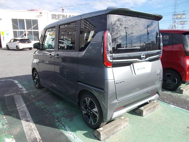 ルークス ハイウェイスター　Ｇターボプロパイロットエディション　全周囲カメラ　両側スライド・片側電動　ナビ　クリアランスソナー　オートクルーズコントロール　レーンアシスト　衝突被害軽減システム　ＬＥＤヘッドランプ　スマートキー　アイドリングストップ　ベンチシート（11枚目）