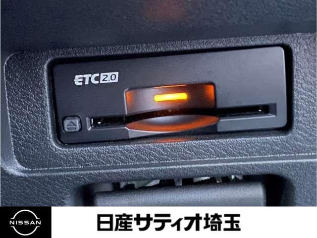 オーラ ニスモ ワンオーナー・全方位カメラ・メモリーナビ カーテンエアバッグ 地上デジタル エマブレ 横滑り防止装置 インテリキー ETC ドラレコ 車線逸脱警報 オートマチックハイビーム キーフリーシステム ABS(12枚目)