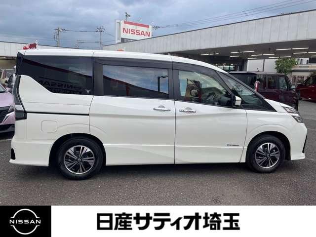 セレナ e-パワー ハイウェイスターV ワンオーナー・純正メモリーナビ・ドラレコ エマジェンシーブレーキ 地デジ パーキングセンサー 3列シート ウォークスルー 横滑り防止機能 スマキー バックカメラ 禁煙 LED レーンアシスト(2枚目)