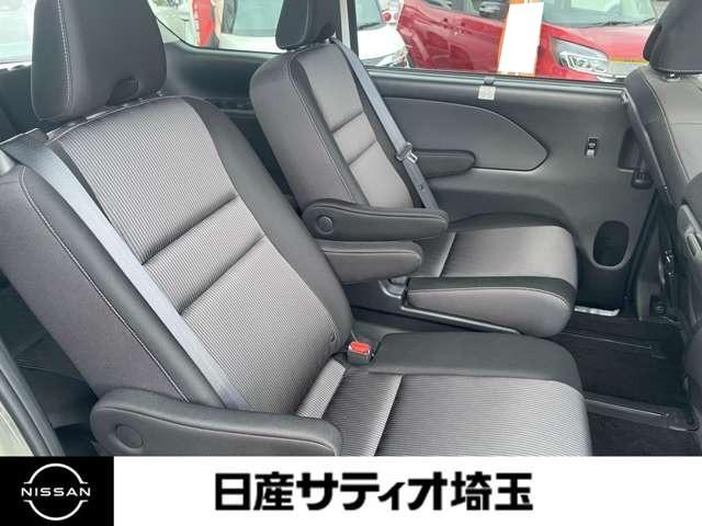 セレナ e-パワー ハイウェイスターV ワンオーナー・純正メモリーナビ・ドラレコ エマジェンシーブレーキ 地デジ パーキングセンサー 3列シート ウォークスルー 横滑り防止機能 スマキー バックカメラ 禁煙 LED レーンアシスト(8枚目)