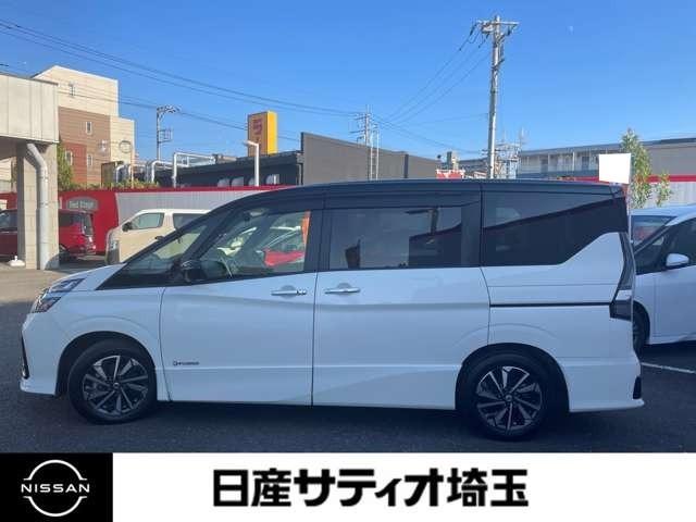 セレナ ｅ－パワー　ハイウェイスターＶ　ワンオーナー・純正ナビ・プロパイロット付　エマジェンシーブレーキ　地デジ　パーキングセンサー　３列シート　ウォークスルー　横滑り防止機能　スマキー　バックカメラ　禁煙　ＬＥＤ　レーンアシスト（5枚目）