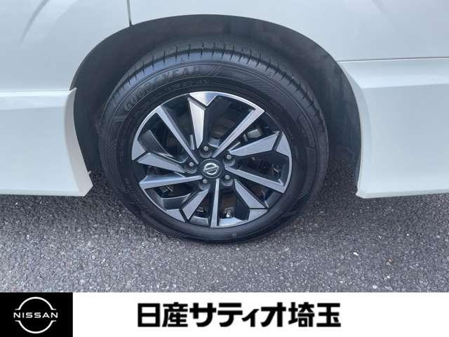 セレナ ｅ－パワー　ハイウェイスターＶ　ワンオーナー・純正ナビ・プロパイロット付　エマジェンシーブレーキ　地デジ　パーキングセンサー　３列シート　ウォークスルー　横滑り防止機能　スマキー　バックカメラ　禁煙　ＬＥＤ　レーンアシスト（10枚目）