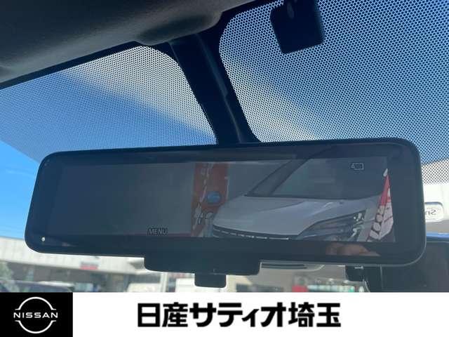 セレナ e-パワー ハイウェイスターV ワンオーナー・メモリナビ・プロパイロット エマジェンシーブレーキ 地デジ 3列シート ウォークスルー 横滑り防止機能 スマキー LED レーンアシスト 点検記録簿付 クルコン ETC ドラレコ(18枚目)