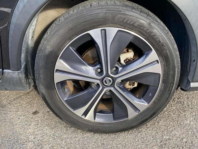 キックス Ｘ　（ｅ－ＰＯＷＥＲ）　ＬＥＤヘッドライト／アラウンドビューモニター／プロパイロット　パーキングセンサー　地デジ　フロントカメラ　シートＨ　ナビ＆ＴＶ　Ｒレール　ＶＤＣ　ワンオ－ナ－車　追従クルコン（7枚目）