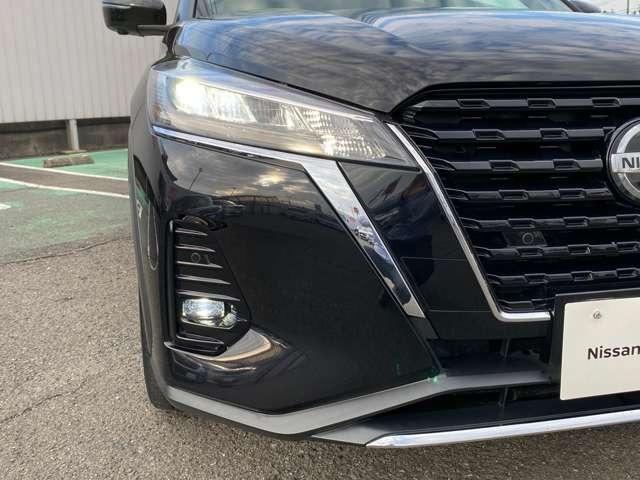 キックス Ｘ　（ｅ－ＰＯＷＥＲ）　ＬＥＤヘッドライト／アラウンドビューモニター／プロパイロット　パーキングセンサー　地デジ　フロントカメラ　シートＨ　ナビ＆ＴＶ　Ｒレール　ＶＤＣ　ワンオ－ナ－車　追従クルコン（9枚目）