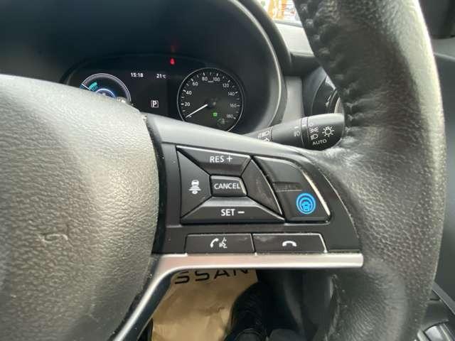 キックス Ｘ　（ｅ－ＰＯＷＥＲ）　ＬＥＤヘッドライト／アラウンドビューモニター／プロパイロット　パーキングセンサー　地デジ　フロントカメラ　シートＨ　ナビ＆ＴＶ　Ｒレール　ＶＤＣ　ワンオ－ナ－車　追従クルコン（16枚目）