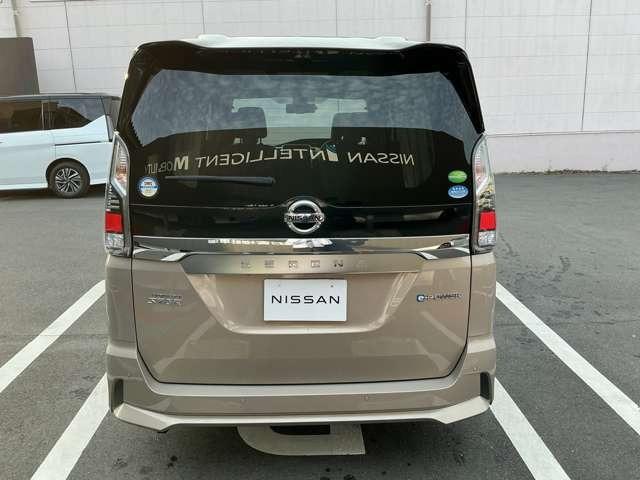 セレナ e-パワー ハイウェイスター ディラーナビ搭載 ドラレコ搭載 地デジ 両側電動ドア 衝突軽減 レーンキープ LED カーテンエアバック アルミ スマートキー 3列シート ETC エアバッグ オートエアコン(6枚目)