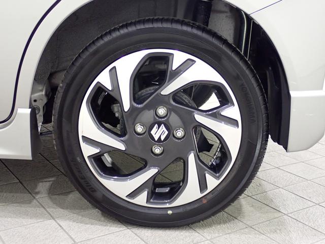 スペーシアカスタム ハイブリッドＸＳターボ　ブラック２トーンルーフ！　オーディオレス　元弊社社有車！後席両側電動パワースライドドア　車線維持支援　アダプティブクルーズコントロール　後席オットマン　前方・後方衝突軽減ブレーキ　フルオートエアコン　シーケンシャルウィンカー（11枚目）