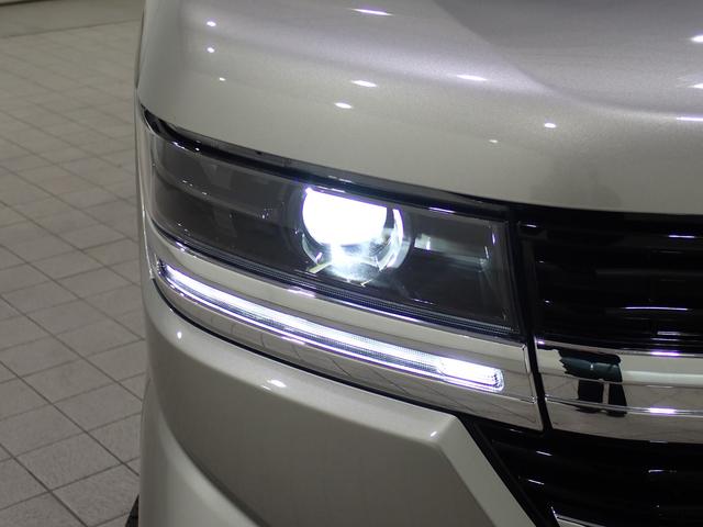 スペーシアカスタム ハイブリッドＸＳターボ　ブラック２トーンルーフ！　オーディオレス　元弊社社有車！後席両側電動パワースライドドア　車線維持支援　アダプティブクルーズコントロール　後席オットマン　前方・後方衝突軽減ブレーキ　フルオートエアコン　シーケンシャルウィンカー（48枚目）