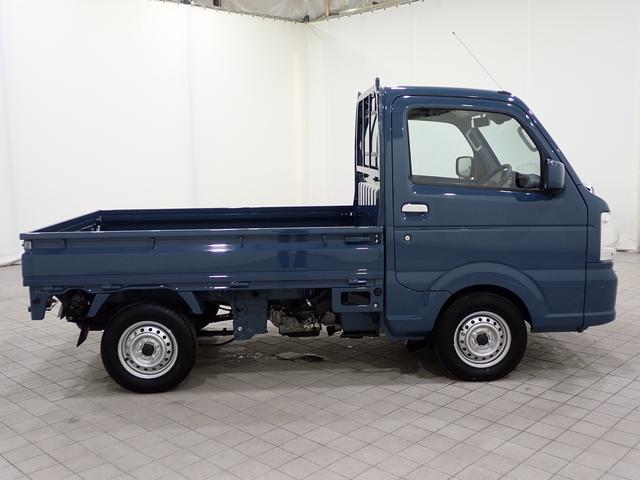 キャリイトラック KX 7型 2WD/4速オートマ LEDヘッドライト パワーウィンドー 電動格納ドアミラー 衝突軽減ブレーキ 前後誤発進抑制機能 電波式キーレスエントリー フォグランプ 外部入力付CDプレーヤー 荷台あおり三方開 元弊社社有車!(21枚目)