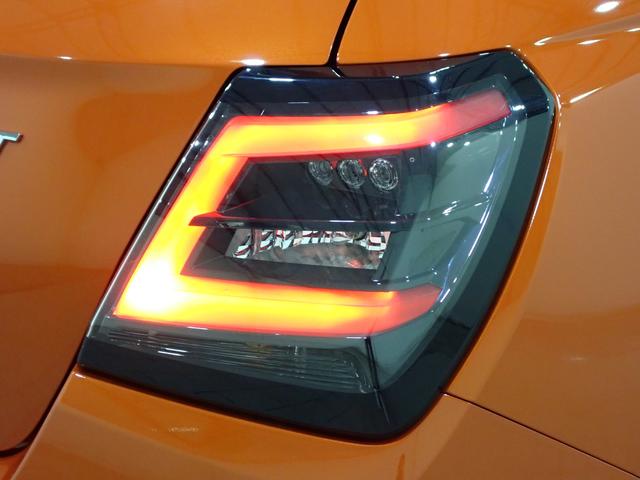 スイフト ハイブリッドＭＺ　９インチ全方位モニタ付ナビ　スズキコネクト　ドライバーモニタリング　車線維持支援　電動パーキングブレーキ　アダプティブクルーズコントロール　アダプティブハイビーム　前方・後方衝突軽減ブレーキ　フルオートエアコン　元弊社社有車！（51枚目）