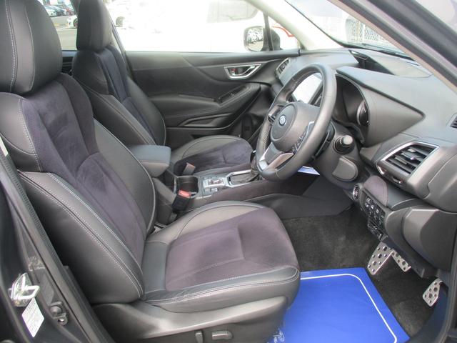 フォレスター ＳＰＯＲＴ　ＥｙｅＳｉｇｈｔ搭載車　タイヤ４本交換　ナビ／Ｒカメラ／ＥＴＣ２．０／ドライブレコーダー（13枚目）