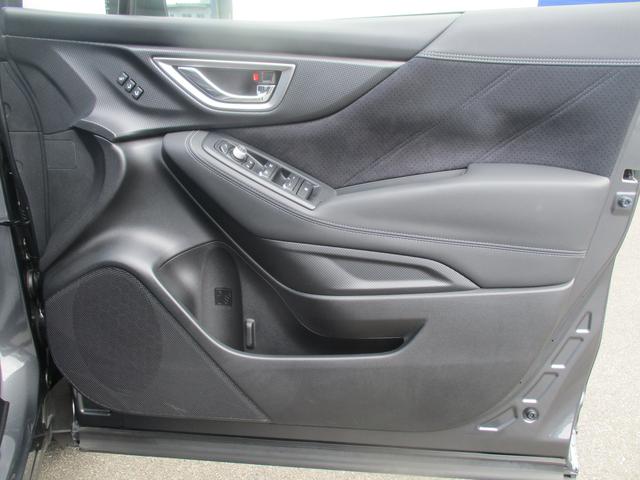 フォレスター ＳＰＯＲＴ　ＥｙｅＳｉｇｈｔ搭載車　タイヤ４本交換　ナビ／Ｒカメラ／ＥＴＣ２．０／ドライブレコーダー（41枚目）