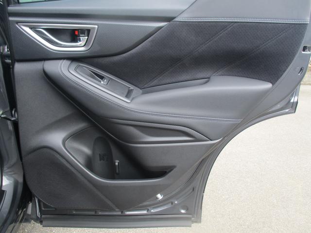 フォレスター ＳＰＯＲＴ　ＥｙｅＳｉｇｈｔ搭載車　タイヤ４本交換　ナビ／Ｒカメラ／ＥＴＣ２．０／ドライブレコーダー（42枚目）