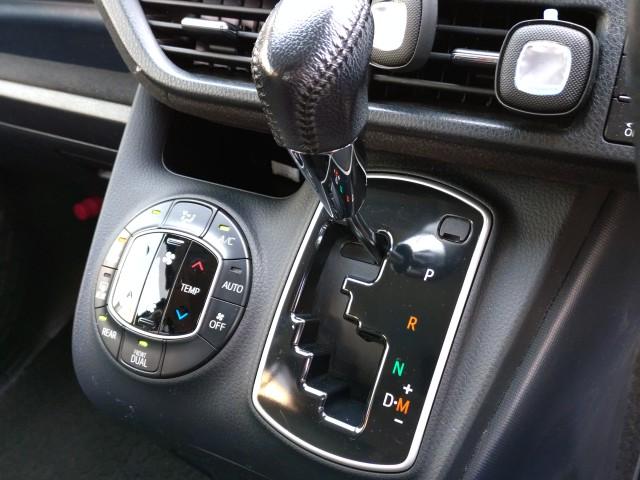 ヴォクシー V 後席モニター ドライブレコーダー ETC バックカメラ ナビ TV オートクルーズコントロール 両側スライド・片側電動 オートマチックハイビーム LEDヘッドランプ スマートキー(11枚目)