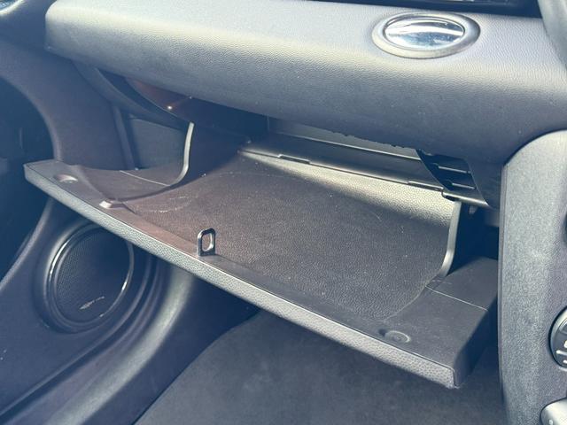 ＭＩＮＩ ジョンクーパーワークス　ドライブレコーダー　ＥＴＣ　アルミホイール　ＨＩＤ　キーレスエントリー　シートヒーター　ＡＴ　盗難防止システム　ＡＢＳ　ＥＳＣ　ＣＤ（22枚目）