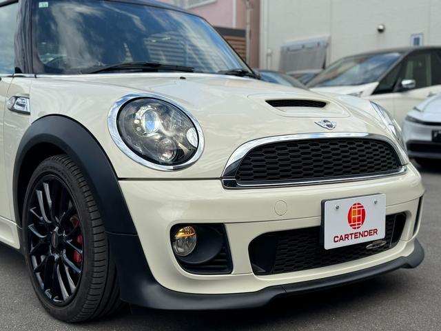 ＭＩＮＩ ジョンクーパーワークス　ドライブレコーダー　ＥＴＣ　アルミホイール　ＨＩＤ　キーレスエントリー　シートヒーター　ＡＴ　盗難防止システム　ＡＢＳ　ＥＳＣ　ＣＤ（33枚目）