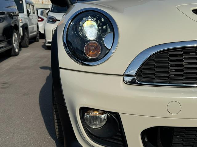 ＭＩＮＩ ジョンクーパーワークス　ドライブレコーダー　ＥＴＣ　アルミホイール　ＨＩＤ　キーレスエントリー　シートヒーター　ＡＴ　盗難防止システム　ＡＢＳ　ＥＳＣ　ＣＤ（34枚目）