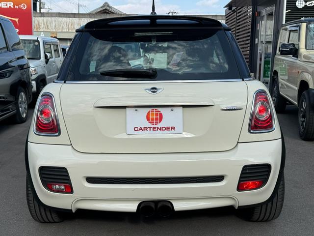 ＭＩＮＩ ジョンクーパーワークス　ドライブレコーダー　ＥＴＣ　アルミホイール　ＨＩＤ　キーレスエントリー　シートヒーター　ＡＴ　盗難防止システム　ＡＢＳ　ＥＳＣ　ＣＤ（36枚目）