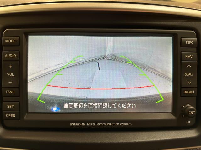 スポーツ　ナビパッケージ　オートクルーズコントロール　バックカメラ　ナビ　アルミホイール　オートライト　ＨＩＤ　ＣＶＴ　スマートキー　電動格納ミラー　盗難防止システム　ＣＤ　ＤＶＤ再生　衝突安全ボディ　ＥＴＣ(9枚目)