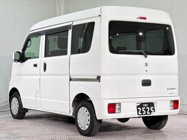 エブリイ ジョイン　ハイルーフ　軽バン　ＡＴ　ＥＴＣ　両側スライドドア　キーレスエントリー　電動格納ミラー　盗難防止システム　ＡＢＳ　エアコン　パワーステアリング　パワーウィンドウ　運転席エアバッグ　助手席エアバッグ　記録簿　ＣＤ（24枚目）