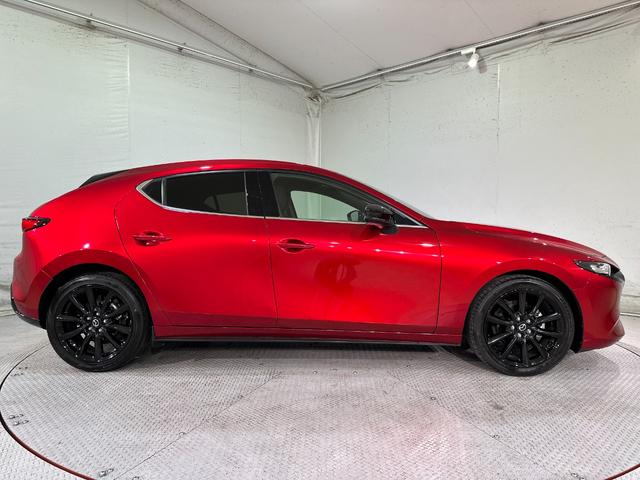 ＭＡＺＤＡ３ファストバック １５Ｓ　ブラックトーンエディション　ＥＴＣ　バックカメラ　クリアランスソナー　オートクルーズコントロール　レーンアシスト　衝突被害軽減システム　アルミホイール　オートライト　ＬＥＤヘッドランプ　スマートキー　アイドリングストップ（20枚目）