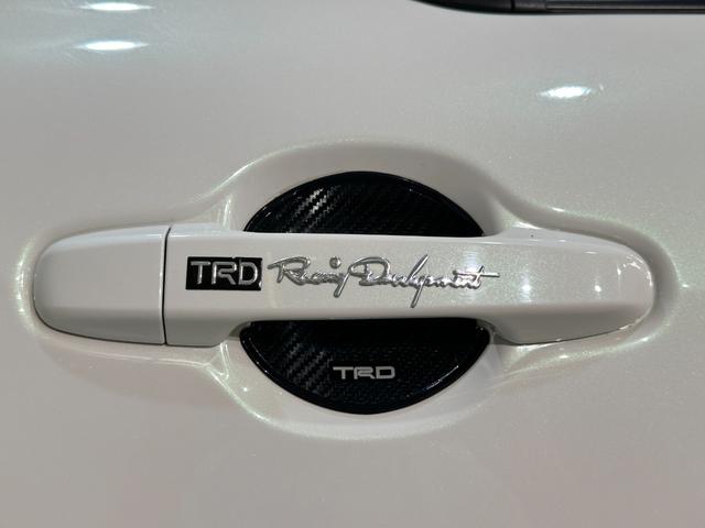 アクア Ｇ　Ｇ’ｓ　ＴＲＤ　ロッソモデロマフラー　バレンティテールランプ　バックカメラ　アルミホイール　キーレスエントリー　電動格納ミラー　ＡＢＳ　ＣＤ　ＵＳＢ　Ｂｌｕｅｔｏｏｔｈ　エアコン（28枚目）