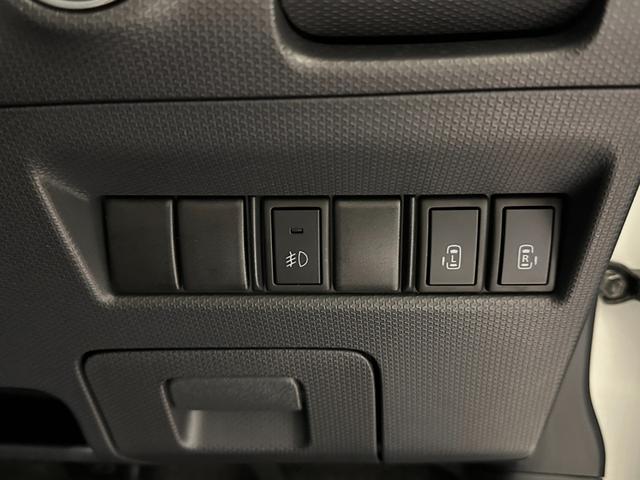 デリカＤ：２ Ｓ　ＥＴＣ　ナビ　ＴＶ　両側電動スライドドア　オートライト　ＨＩＤ　スマートキー　電動格納ミラー　ＣＶＴ　アルミホイール　ＣＤ　パワーウインドウ　パワーステアリング　エアバッグ（14枚目）