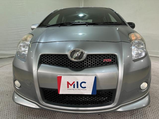 ヴィッツ ＲＳ　ＥＴＣ　ナビ　ＴＶ　アルミホイール　ＨＩＤ　スマートキー　電動格納ミラー　ＭＴ　衝突安全ボディ　ＡＢＳ　ＣＤ　ＤＶＤ再生　エアコン　パワーステアリング　パワーウィンドウ（25枚目）