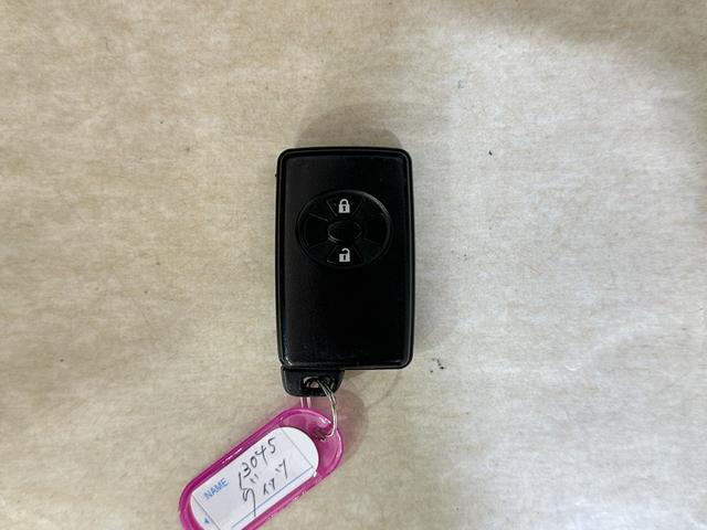 ヴィッツ ＲＳ　ＥＴＣ　ナビ　ＴＶ　アルミホイール　ＨＩＤ　スマートキー　電動格納ミラー　ＭＴ　衝突安全ボディ　ＡＢＳ　ＣＤ　ＤＶＤ再生　エアコン　パワーステアリング　パワーウィンドウ（37枚目）