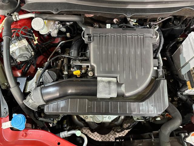 スイフト ＸＬ　ＥＴＣ　ナビ　ＴＶ　アルミホイール　オートライト　スマートキー　電動格納ミラー　ＣＶＴ　盗難防止システム　衝突安全ボディ　ＡＢＳ　ＣＤ　ＵＳＢ　エアコン　ＡＢＳ　パワーウインドウ　パワーステアリング（37枚目）