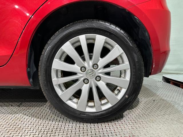 スイフト ＸＬ　ＥＴＣ　ナビ　ＴＶ　アルミホイール　オートライト　スマートキー　電動格納ミラー　ＣＶＴ　盗難防止システム　衝突安全ボディ　ＡＢＳ　ＣＤ　ＵＳＢ　エアコン　ＡＢＳ　パワーウインドウ　パワーステアリング（40枚目）