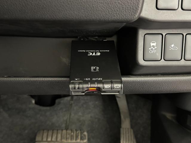 ｅＫカスタム Ｔ　ｅ－アシスト　ナビ　ワンオーナー　４ＷＤ　ターボ　ＥＴＣ　バックカメラ　衝突被害軽減システム　オートライト　ＨＩＤ　スマートキー　電動格納ミラー　シートヒーター　ベンチシート　ＣＶＴ　盗難防止システム　ＡＢＳ　ＣＤ（11枚目）