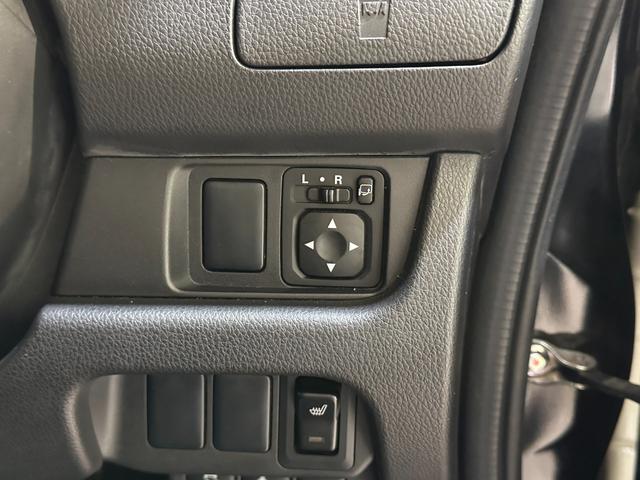ｅＫカスタム Ｔ　ｅ－アシスト　ナビ　ワンオーナー　４ＷＤ　ターボ　ＥＴＣ　バックカメラ　衝突被害軽減システム　オートライト　ＨＩＤ　スマートキー　電動格納ミラー　シートヒーター　ベンチシート　ＣＶＴ　盗難防止システム　ＡＢＳ　ＣＤ（14枚目）