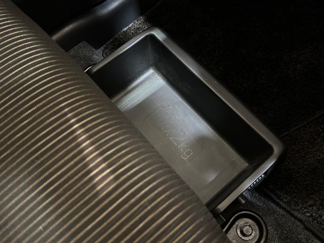 デイズ ハイウェイスター　Ｘ　バックカメラ　ナビ　ＴＶ　ＨＩＤ　スマートキー　アイドリングストップ　電動格納ミラー　ベンチシート　ＣＶＴ　盗難防止システム　ＡＢＳ　ＣＤ　ＤＶＤ再生　ＵＳＢ　アルミホイール（26枚目）