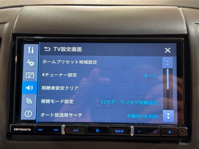 マーチ １２Ｓ　バックカメラ　ナビ　ＴＶ　ニスモ１５インチアルミホイール　ＭＴ　ＣＤ　ＤＶＤ再生　ＡＢＳ　インパルエアロ（10枚目）