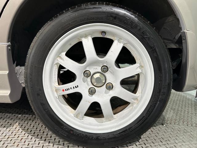 マーチ １２Ｓ　バックカメラ　ナビ　ＴＶ　ニスモ１５インチアルミホイール　ＭＴ　ＣＤ　ＤＶＤ再生　ＡＢＳ　インパルエアロ（36枚目）