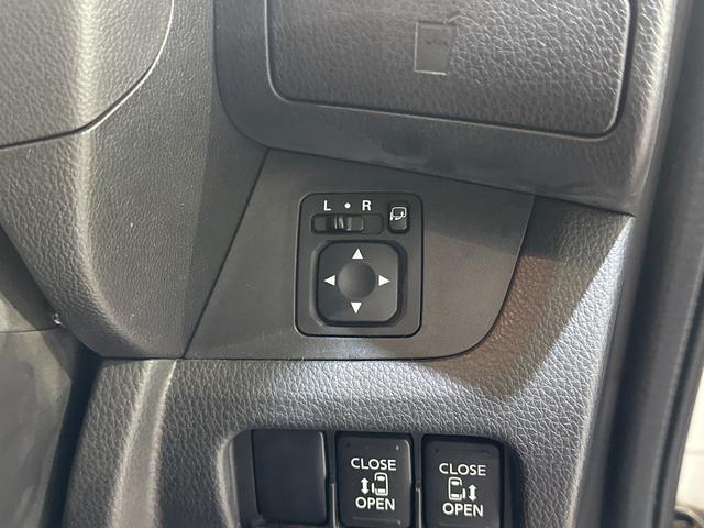 デイズルークス ハイウェイスター　ターボ　ＥＴＣ　全周囲カメラ　両側電動スライドドア　ナビ　ＴＶ　　オートライト　ＨＩＤ　スマートキー　アイドリングストップ　電動格納ミラー　ベンチシート　ＣＶＴ　ＡＢＳ　ターボ　ＡＢＳ　エアバッグ（42枚目）