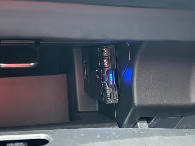 Ｓ６６０ α　オープンカー　ＥＴＣ　バックカメラ　オートクルーズコントロール　オートライト　ＬＥＤヘッドランプ　ＭＴ　スマートキー　アルミホイール　盗難防止システム　ＡＢＳ　ＥＳＣ　ＵＳＢ　エアコン　ターボ（8枚目）