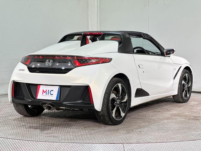Ｓ６６０ α　オープンカー　ＥＴＣ　バックカメラ　オートクルーズコントロール　オートライト　ＬＥＤヘッドランプ　ＭＴ　スマートキー　アルミホイール　盗難防止システム　ＡＢＳ　ＥＳＣ　ＵＳＢ　エアコン　ターボ（21枚目）