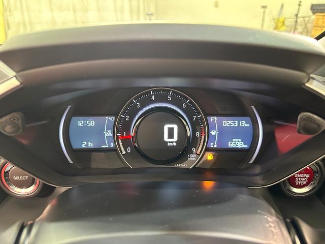Ｓ６６０ α　オープンカー　ＥＴＣ　バックカメラ　オートクルーズコントロール　オートライト　ＬＥＤヘッドランプ　ＭＴ　スマートキー　アルミホイール　盗難防止システム　ＡＢＳ　ＥＳＣ　ＵＳＢ　エアコン　ターボ（25枚目）