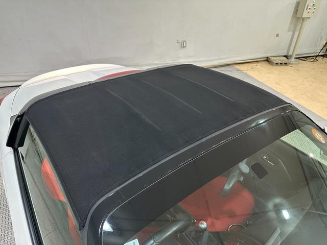 Ｓ６６０ α　オープンカー　ＥＴＣ　バックカメラ　オートクルーズコントロール　オートライト　ＬＥＤヘッドランプ　ＭＴ　スマートキー　アルミホイール　盗難防止システム　ＡＢＳ　ＥＳＣ　ＵＳＢ　エアコン　ターボ（33枚目）