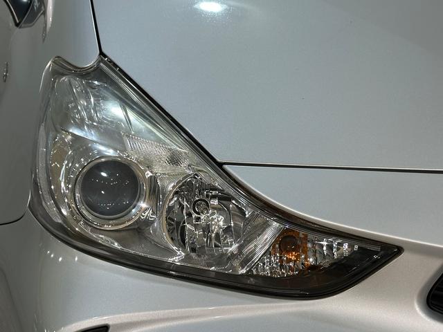 プリウスアルファ Ｓ　ＥＴＣ　バックカメラ　ナビ　ＴＶ　オートライト　後席モニター　スマートキー　電動格納ミラー　３列シート　ＣＶＴ　盗難防止システム　衝突安全ボディ　ＡＢＳ　ＥＳＣ　ＣＤ　ＤＶＤ再生（41枚目）