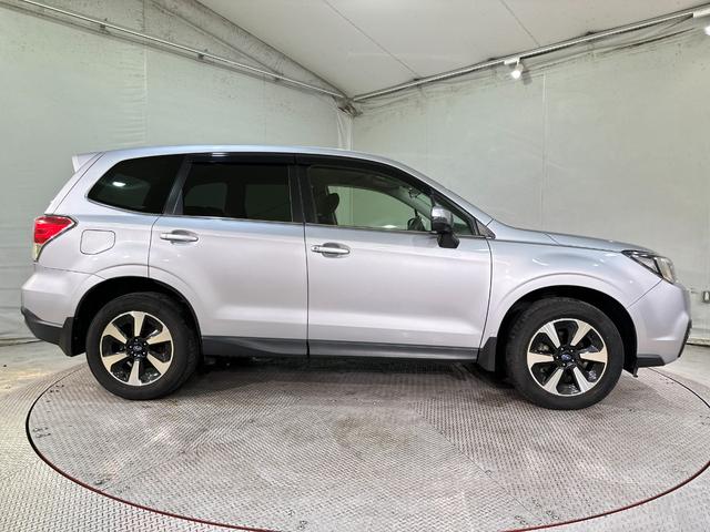 フォレスター ２．０ｉ－Ｌ　アイサイト　４ＷＤ　ＥＴＣ　バックカメラ　アダプティブクルーズコントロール　レーンアシスト　パワーシート　衝突被害軽減システム　ナビ　ＴＶ　オートライト　ＬＥＤヘッドランプ　アルミホイール　スマートキー（17枚目）