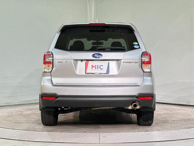 フォレスター ２．０ｉ－Ｌ　アイサイト　４ＷＤ　ＥＴＣ　バックカメラ　アダプティブクルーズコントロール　レーンアシスト　パワーシート　衝突被害軽減システム　ナビ　ＴＶ　オートライト　ＬＥＤヘッドランプ　アルミホイール　スマートキー（19枚目）