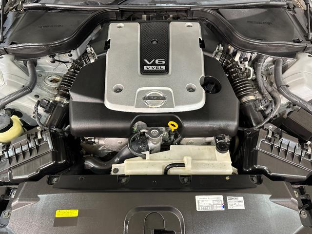 スカイライン ３７０ＧＴ　タイプＳ　ＥＴＣ　バックカメラ　ナビ　アルミホイール　オートライト　ＨＩＤ　ＡＴ　スマートキー　電動格納ミラー　盗難防止システム　パワーシート　ＣＤ　衝突安全ボディ　ＡＢＳ　ＥＳＣ　エアコン（21枚目）